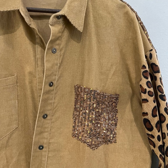 Umgee Corduroy Shacket- M - Picture 4 of 4